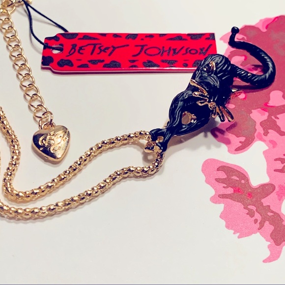 BETSEY JOHNSON Black Cat Pendant/Brooch Necklace - Picture 6 of 6